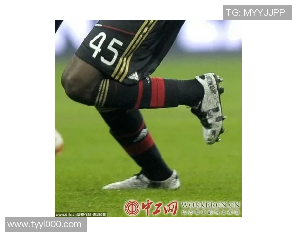 足球明星熊猫头像的创意设计与文化融合探讨